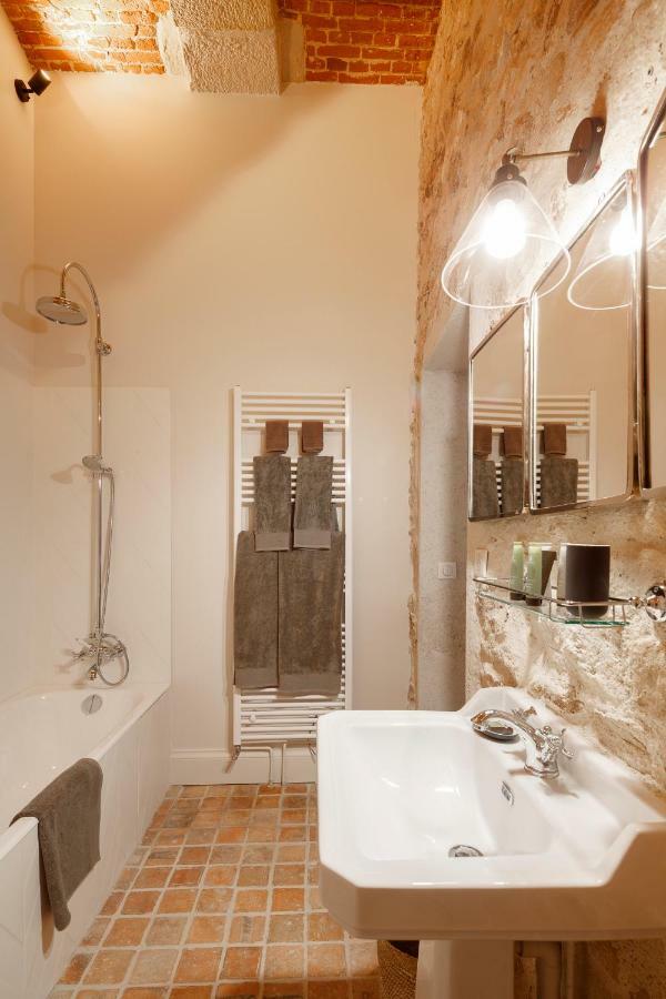 Le Domaine De Fleury - Pierres D'Histoire Apartment Exterior photo